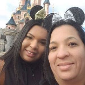 Meet your Posher, Esther